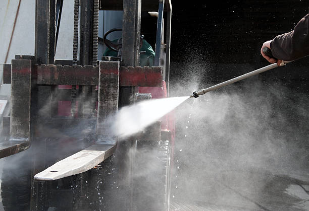 Post-Construction Pressure Washing in Kapaau, HI